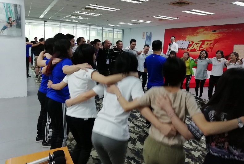 團(tuán)隊激勵培訓(xùn)課程方案、團(tuán)隊激勵游戲、團(tuán)隊激勵培訓(xùn)講師專題